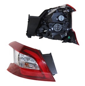 Takavalo, Oikea, PEUGEOT 308 II, 9677817580