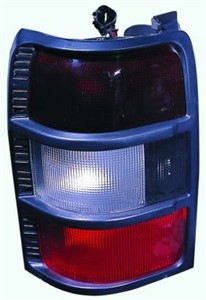 Takavalo, Oikea, MITSUBISHI PAJERO II