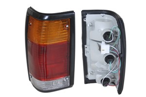 Takavalo, Vasen, MAZDA B-SERIE, 8BU151160