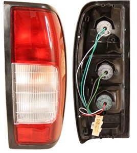 Takavalo, Oikea, NISSAN PICK UP, 26550 3S225