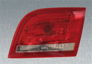 Takavalo, Oikea, AUDI A3 Sportback, 8P4945094D