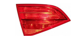 Takavalo, Vasen, AUDI A4 B8 Avant, 8K9 945 093